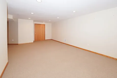 49 South Walnut Drive North Aurora IL 60542