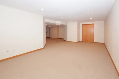 49 South Walnut Drive North Aurora IL 60542