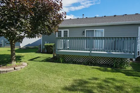49 South Walnut Drive North Aurora IL 60542