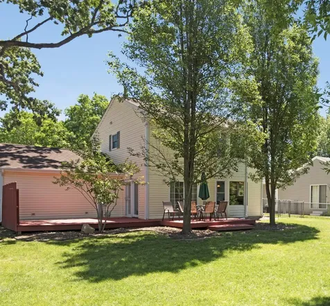 3725 Newport Drive Island Lake IL 60042