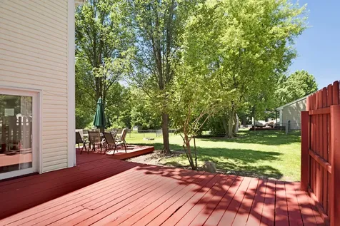 3725 Newport Drive Island Lake IL 60042