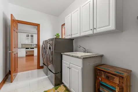 37181 North Fox Hill Drive Wadsworth IL 60083