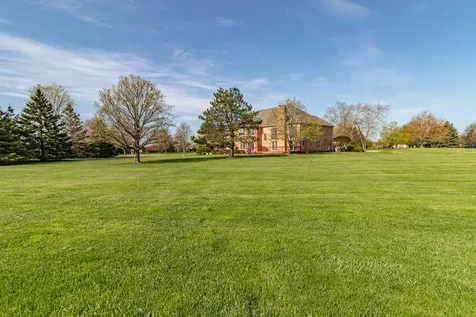 37181 North Fox Hill Drive Wadsworth IL 60083