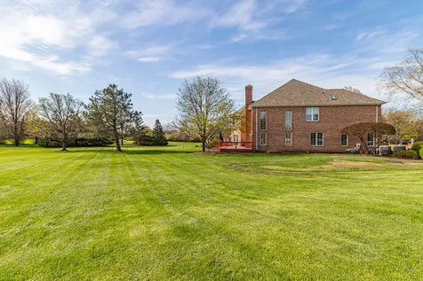 37181 North Fox Hill Drive Wadsworth IL 60083