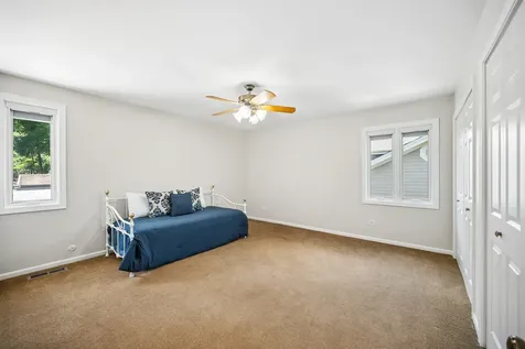 2036 Valley Lo Lane Glenview IL 60025