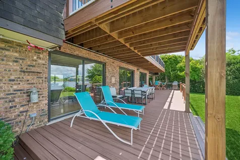 2036 Valley Lo Lane Glenview IL 60025