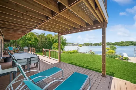 2036 Valley Lo Lane Glenview IL 60025