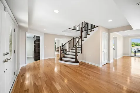 2036 Valley Lo Lane Glenview IL 60025
