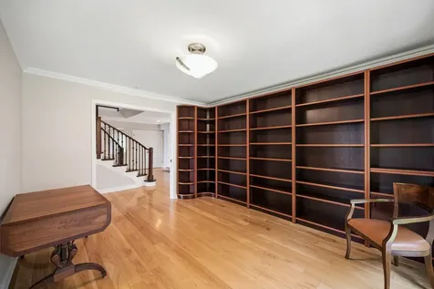 2036 Valley Lo Lane Glenview IL 60025
