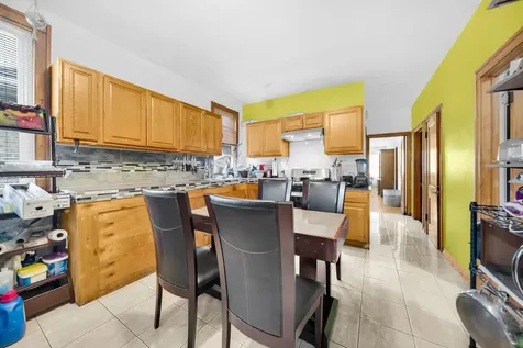 5741 South Sawyer Avenue Chicago IL 60629