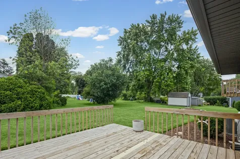 46 Ashlawn Avenue Oswego IL 60543