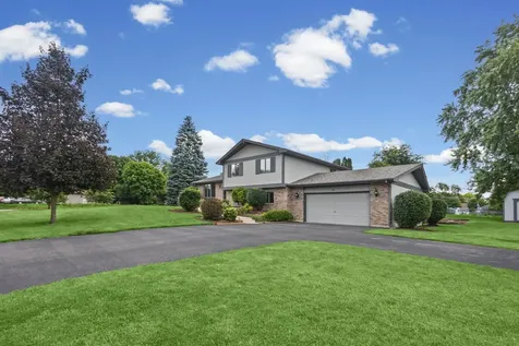 46 Ashlawn Avenue Oswego IL 60543