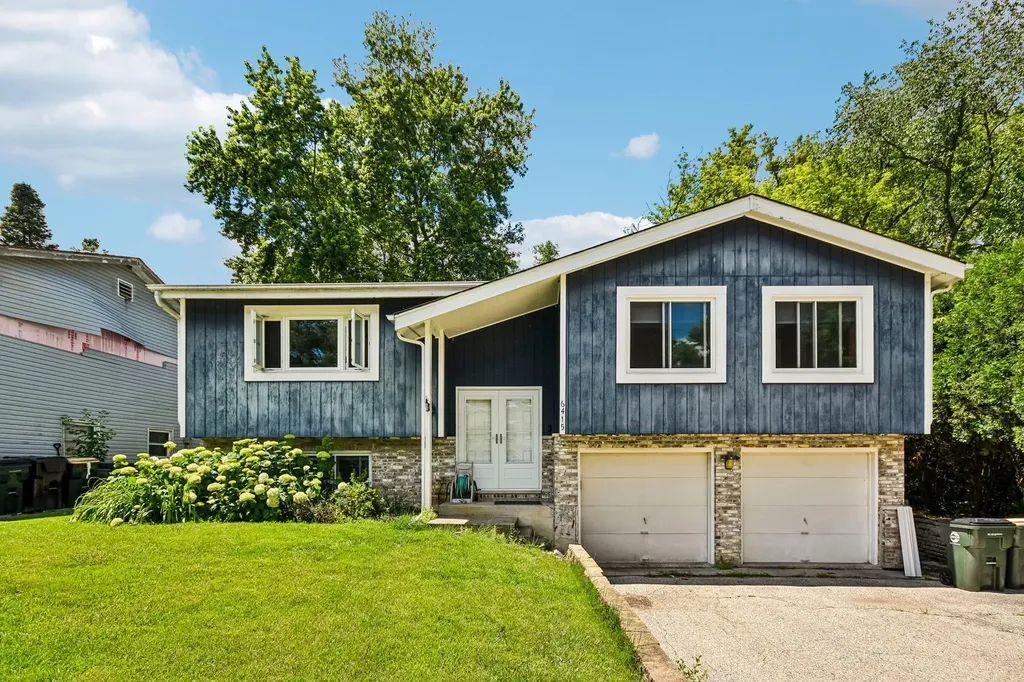 6415 Wood Drive Oakwood Hills IL 60013
