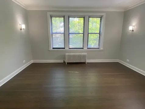 1525 West Estes Avenue Chicago IL 60626