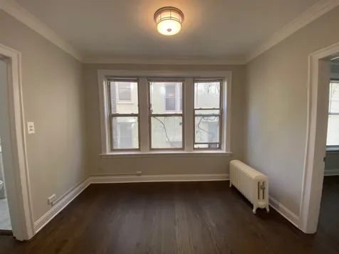 1525 West Estes Avenue Chicago IL 60626