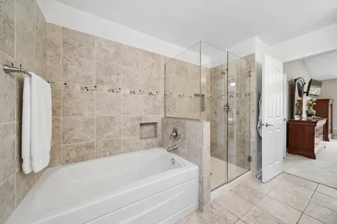 567 Lakeview Drive Oswego IL 60543