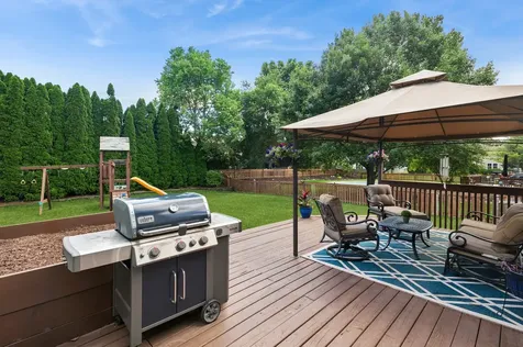 567 Lakeview Drive Oswego IL 60543