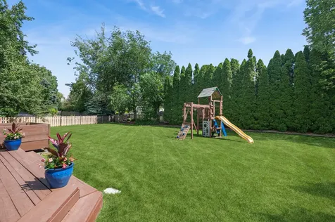 567 Lakeview Drive Oswego IL 60543