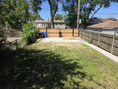 7526 South Wood Street Chicago IL 60620