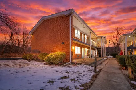 327 North Princeton Avenue Villa Park IL 60181