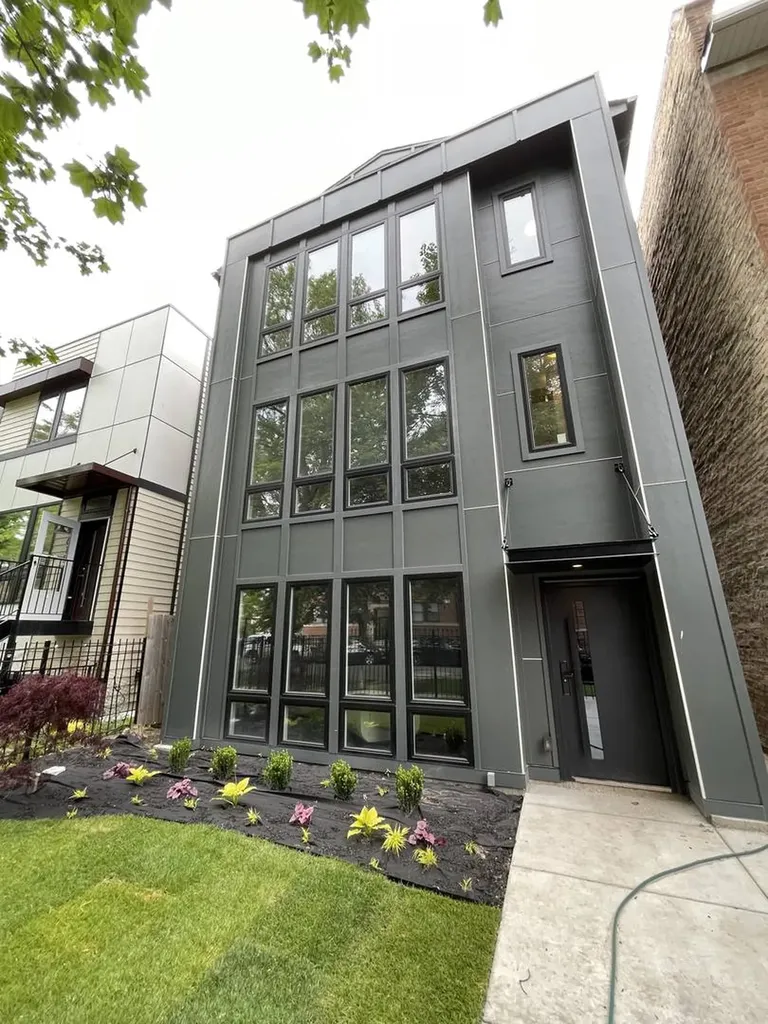 6150 South Saint Lawrence Avenue Chicago IL 60637