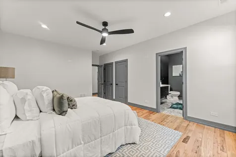 6150 South Saint Lawrence Avenue Chicago IL 60637