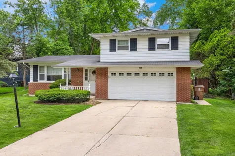 804 West Manor Court Glenwood IL 60425