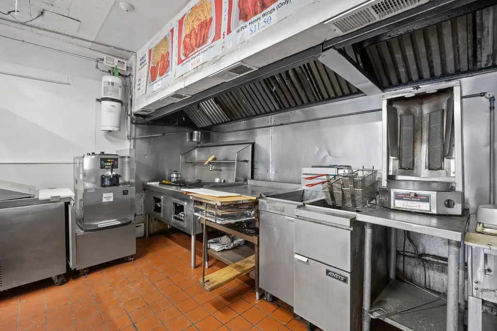 336 South Laramie Avenue Chicago IL 60644