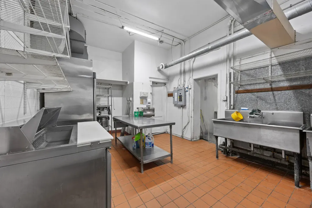 336 South Laramie Avenue Chicago IL 60644