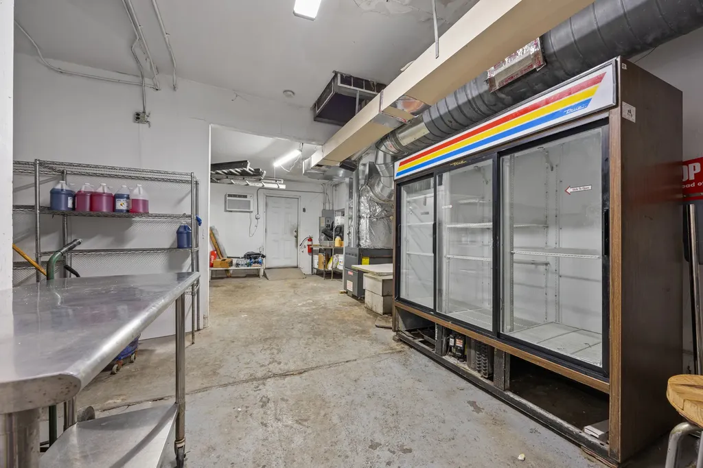 336 South Laramie Avenue Chicago IL 60644