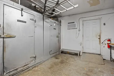 336 South Laramie Avenue Chicago IL 60644