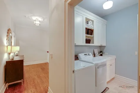 30 South Sheridan Road Lake Forest IL 60045