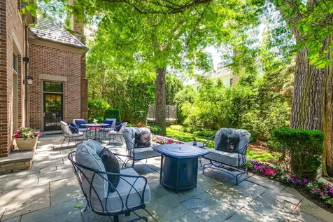 30 South Sheridan Road Lake Forest IL 60045