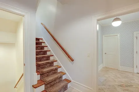 30 South Sheridan Road Lake Forest IL 60045