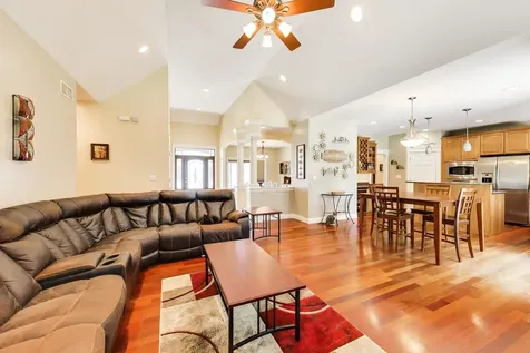 11905 Kingston Place Algonquin IL 60102