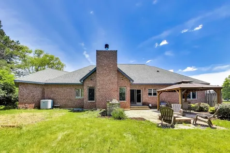 11905 Kingston Place Algonquin IL 60102