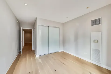 198 North Park Drive Chicago IL 60601