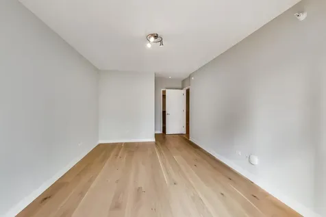 198 North Park Drive Chicago IL 60601
