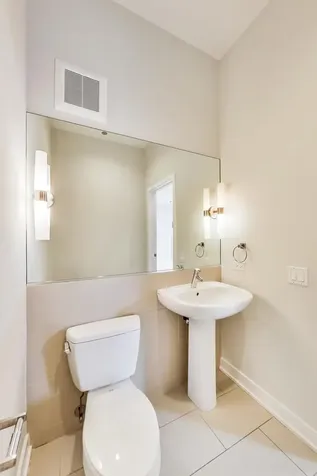 198 North Park Drive Chicago IL 60601