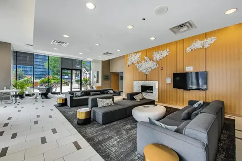198 North Park Drive Chicago IL 60601