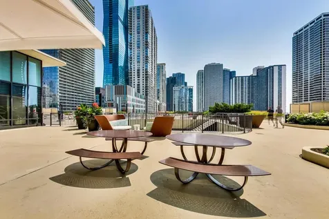 198 North Park Drive Chicago IL 60601