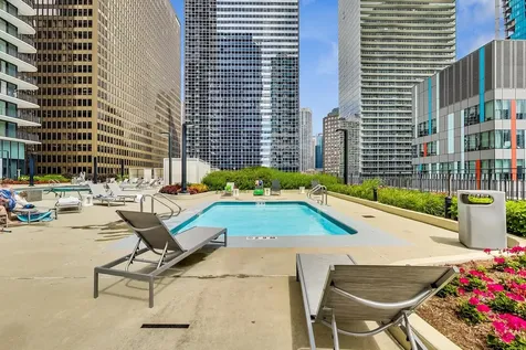 198 North Park Drive Chicago IL 60601