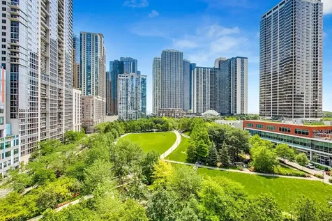 198 North Park Drive Chicago IL 60601