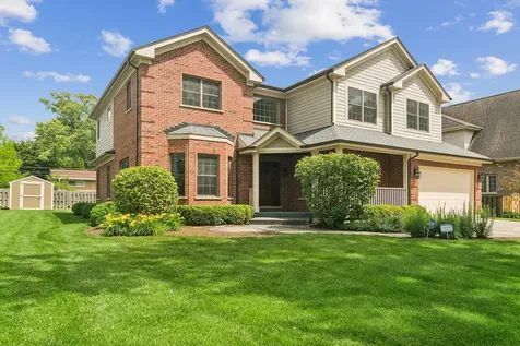 1401 North Illinois Avenue Arlington Heights IL 60004