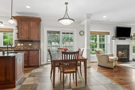 1401 North Illinois Avenue Arlington Heights IL 60004