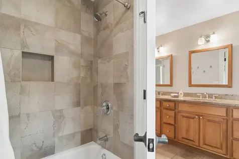 1401 North Illinois Avenue Arlington Heights IL 60004