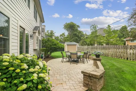 1401 North Illinois Avenue Arlington Heights IL 60004