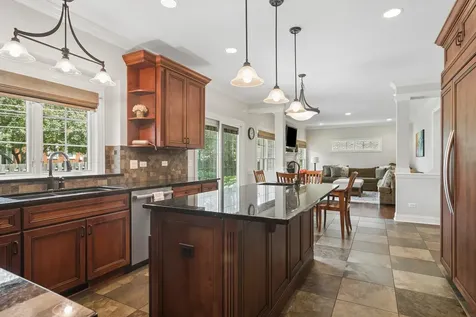 1401 North Illinois Avenue Arlington Heights IL 60004