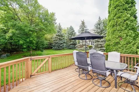 20 Lochbrook Lane Inverness IL 60010
