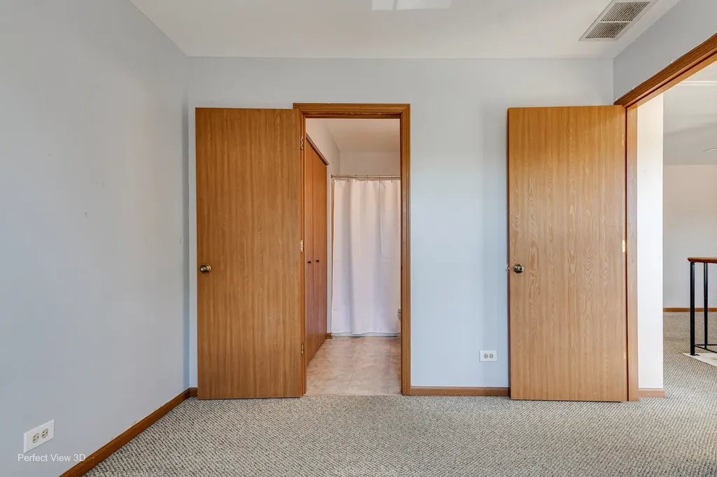1111 Vail Court Naperville IL 60540